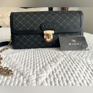Black Rioni Leather Purse